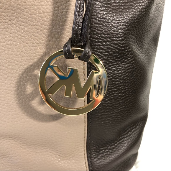 Michael Kors Coffee/Dark Taupe Large Jet Set Tote - Picture 6 of 15